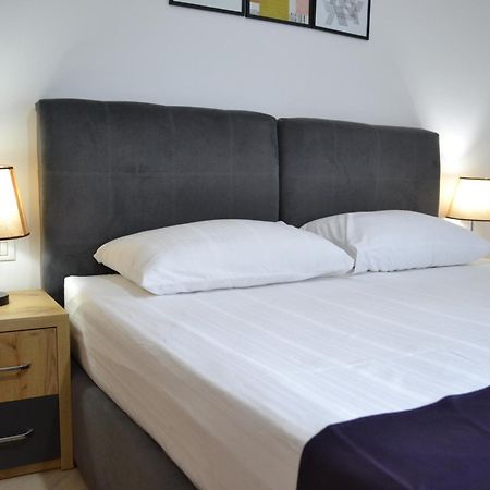 Seaview Gateway 2 Bedrooms Apartment & Garage Вльора Екстер'єр фото